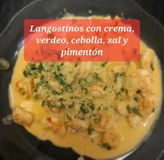 plato de langostinos con crema